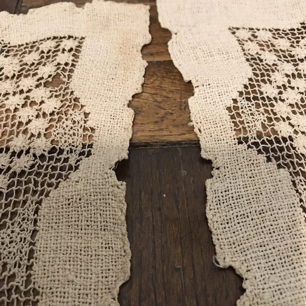 Antique Vintage Italian Sardinian Bosa Handmade Knotted Filet Lace Boho Decor